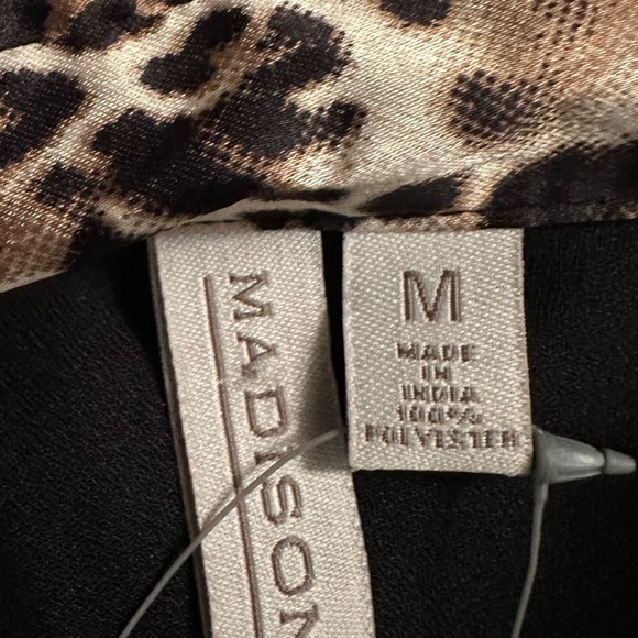 Madison Women's Button Down Blouse Black w/ Animal Print Accents NWT Size Medium - Picture 5 of 6